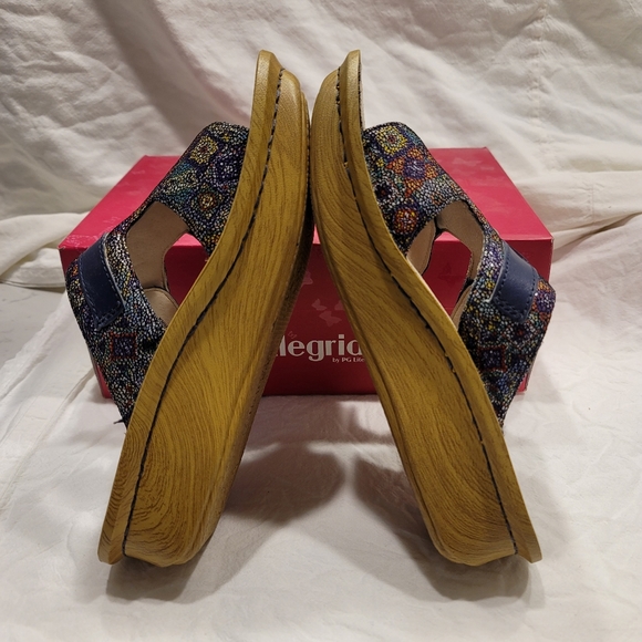 Alegria Peggy Aztec Dottie women's size 38 sandals - Picture 7 of 16